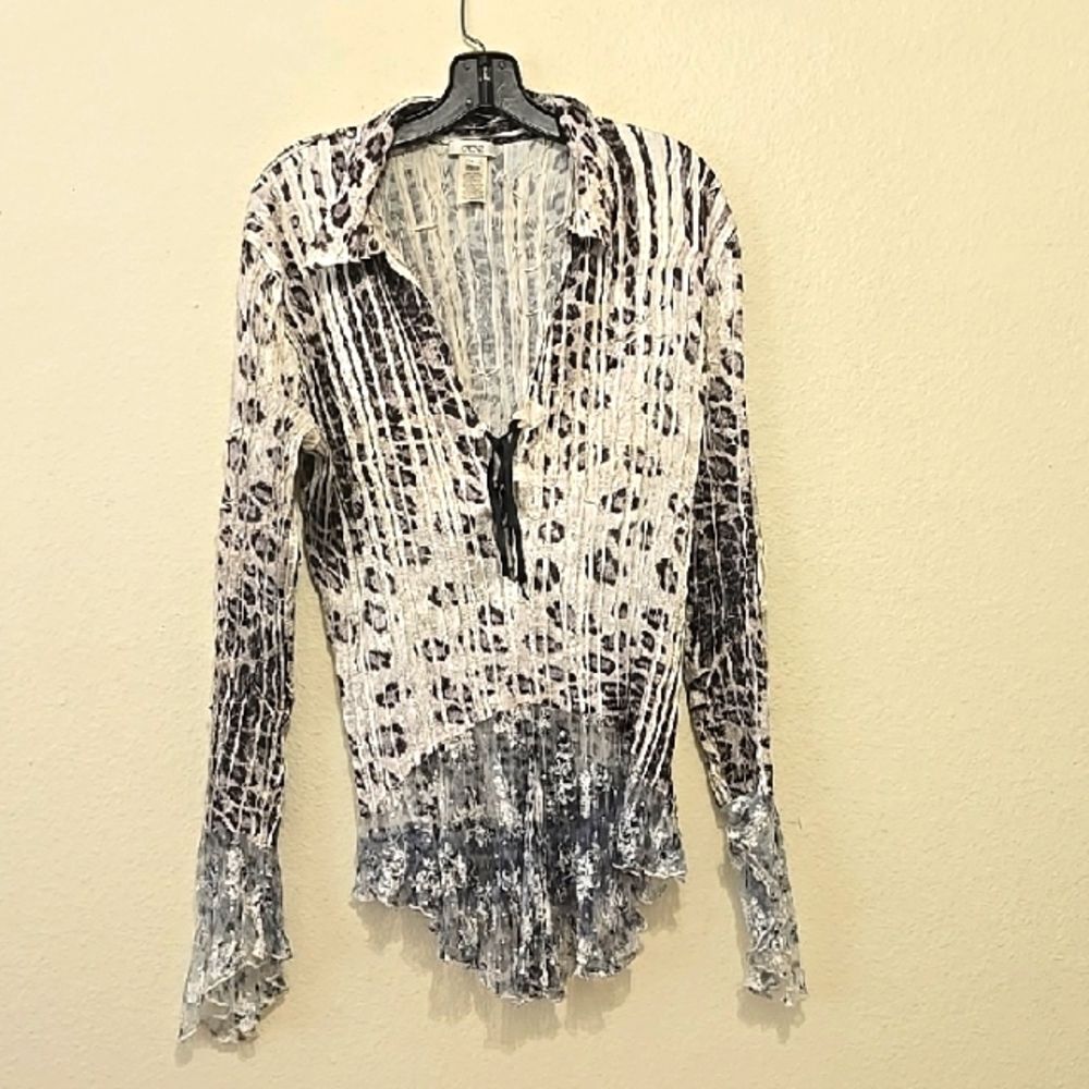 CACHE. Stylish Black and White‎ Women's Top L